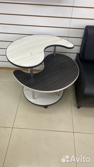 Журнальный столик