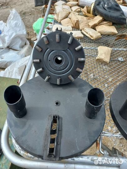 Часы и настольные лампы армейской тематики