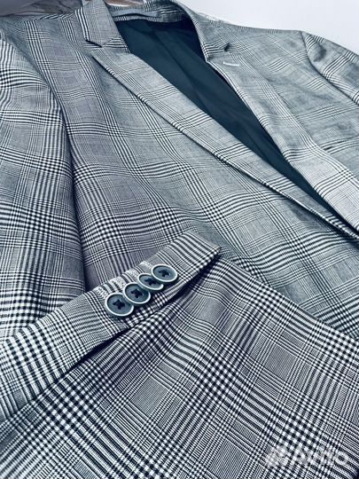 Пиджак в клетку