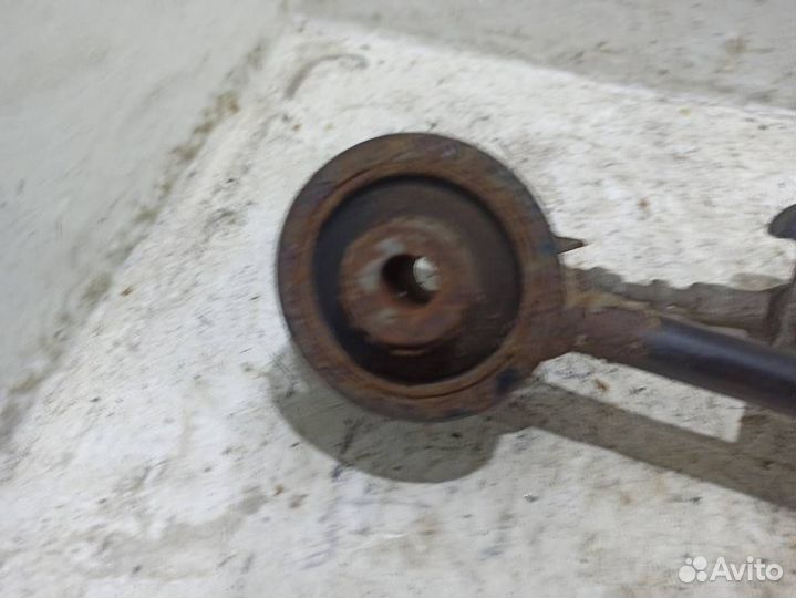 Тяга задняя продольная левая