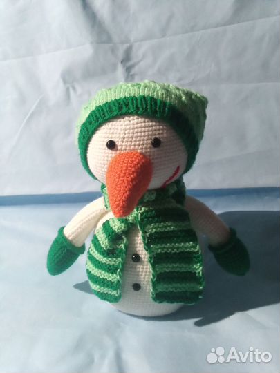 Снеговик ручная работа вязаный