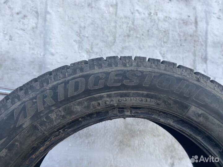 Bridgestone Blizzak Spike-02 185/60 R15