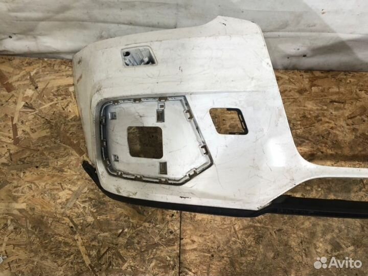 Бампер передний Audi Q3