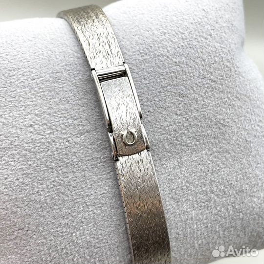 Золотые часы Omega с бриллиантами 0.64ct 750 пробы