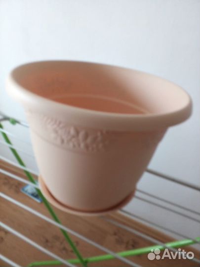Продам горшки цветочные в ассортименте