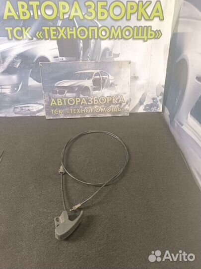 Трос открывания капота Volkswagen Golf 3