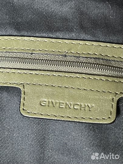 Сумка Givenchy