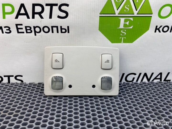 Плафон подсветки салона Audi A6 C5 avant quattro