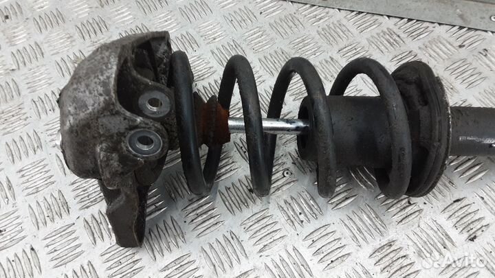 Стойка передняя Audi A4 (B7) III (2004–2007)