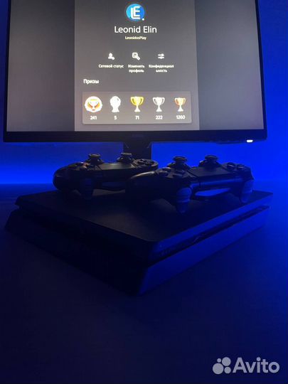 Sony playstation 4 slim, два геймпада + 140 игр