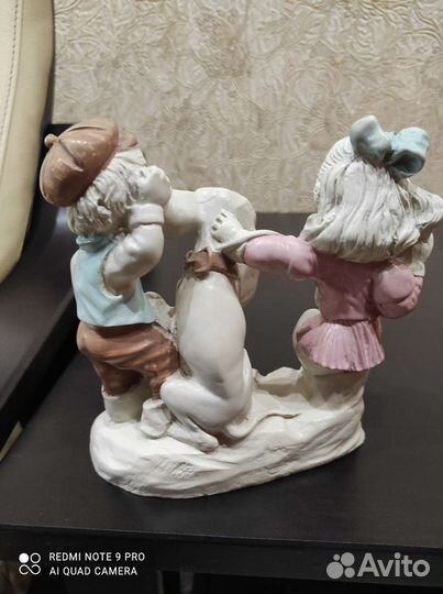 Статуэтки кошка,балерина и др