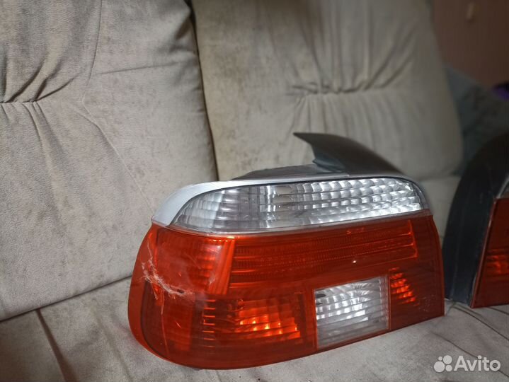 Задняя правая фара bmw E39