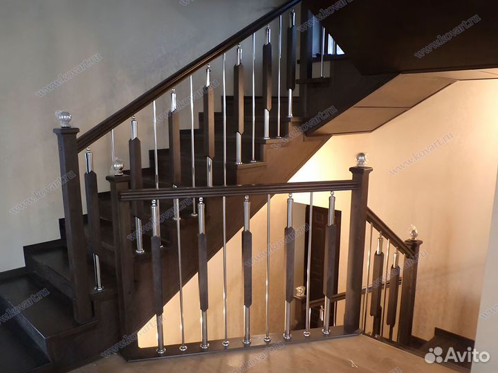 Лестницы закрытого типа. арт: Y124