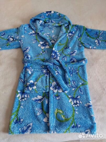 Халат махровый р. 40 - 42 и 44 - 46 Б/у