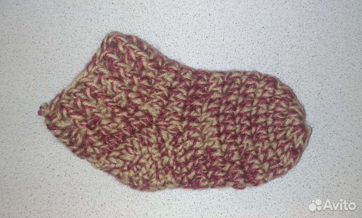 Носочки для новорожденных ручной работы