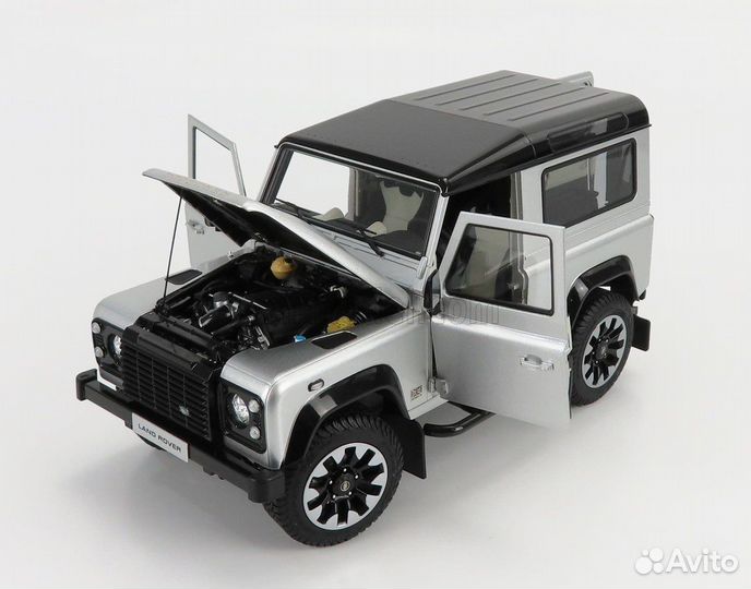 1/18 Land Rover Defender 90 Works V8 LCD-model