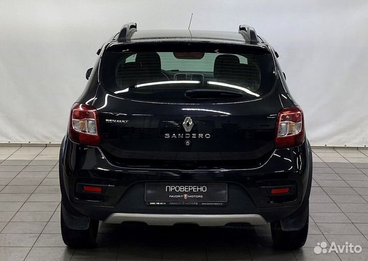 Renault Sandero 1.6 AT, 2017, 167 955 км