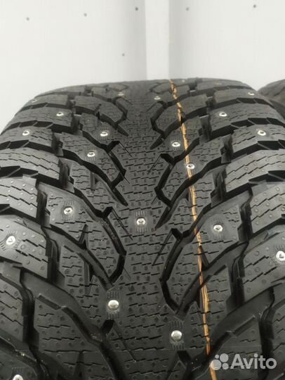 Nokian Tyres Hakkapeliitta 9 SUV 295/40 R20 102N