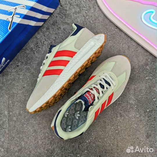 Кроссовки Adidas Retropy E5 Новые