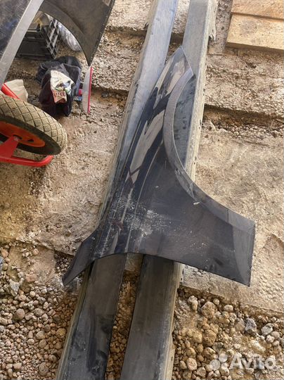 Крыло правое оригинальные