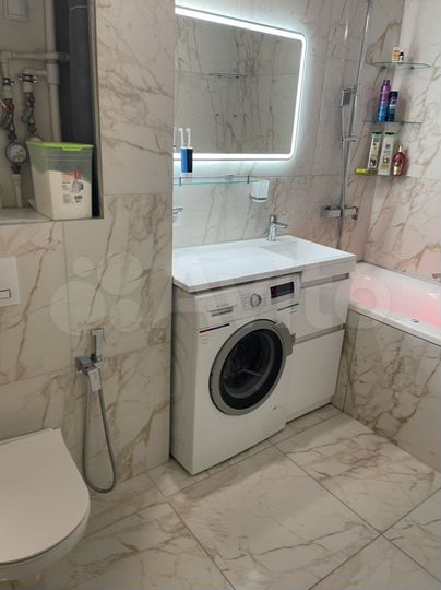 3-к. квартира, 85 м², 1/8 эт.