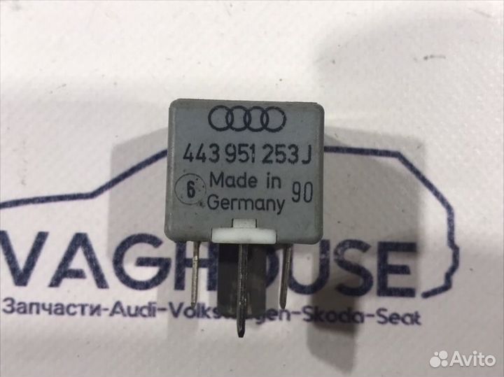Реле Audi 80 B3 1991