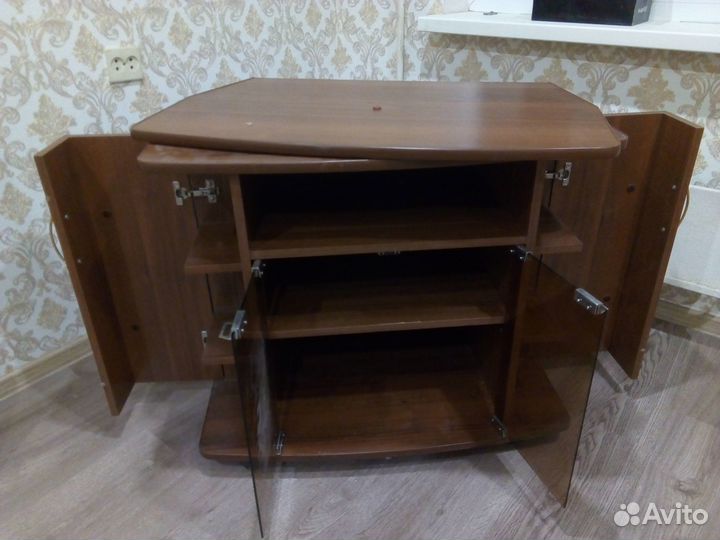 Тумба под тв