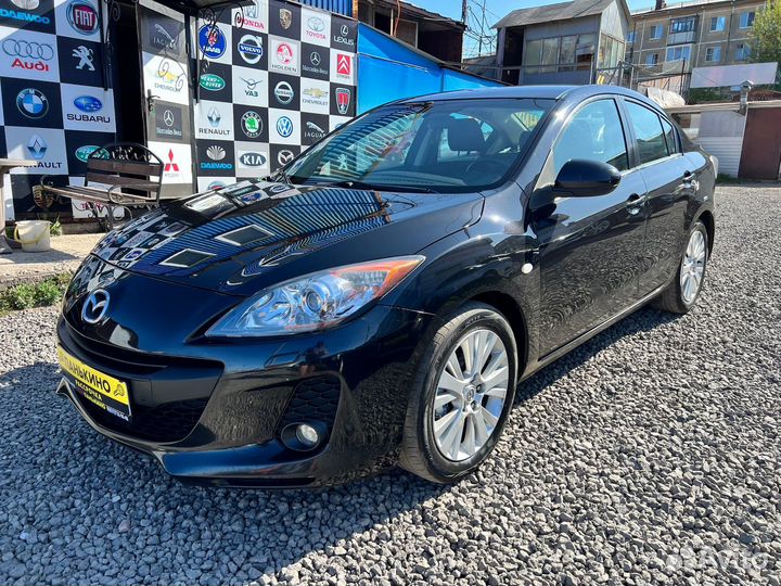 Mazda 3, 2012