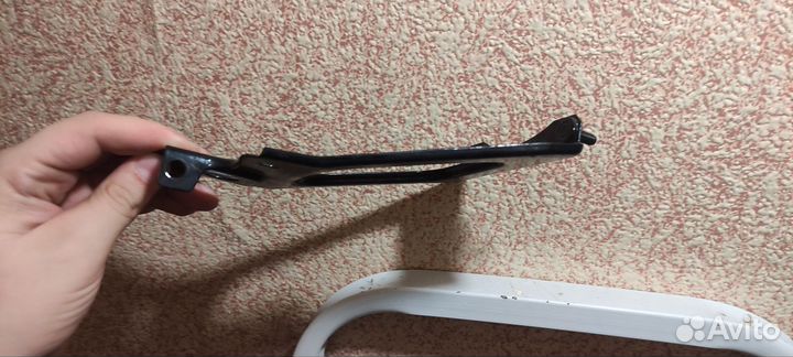 Кронштейн правой фары 2113-2115