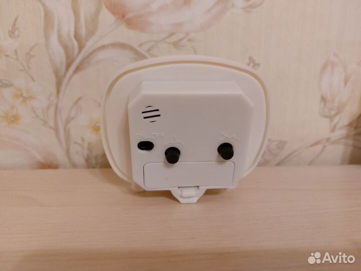 Часы-будильник