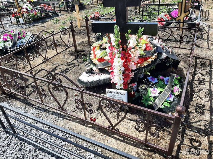 Ограда ритуальная