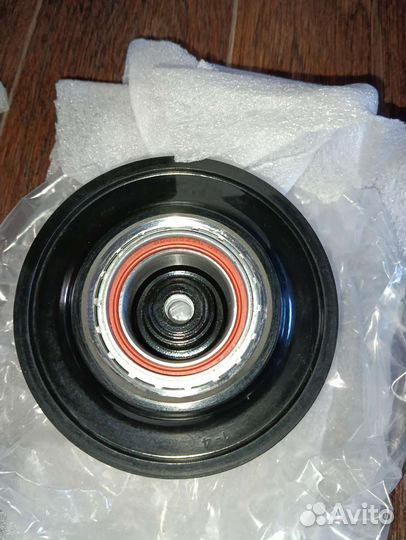 Шкив компрессора кондиционера Transporter Multiva