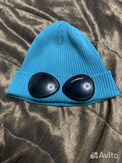 Cp company шапка голубая оригинал