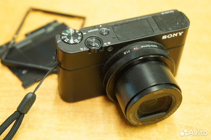 Sony RX100 Mark III Repaire на запчасти и ремонта