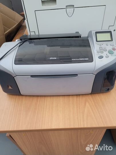 Принтер цветной Epson stylus photo R300