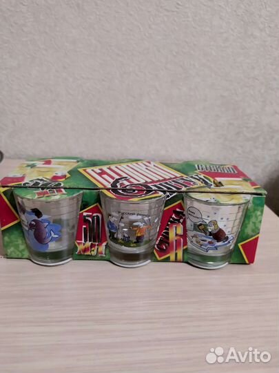 Набор рюмок с надписями новый