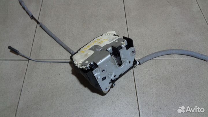 Замок двери задней левой Land Rover Range Rover I