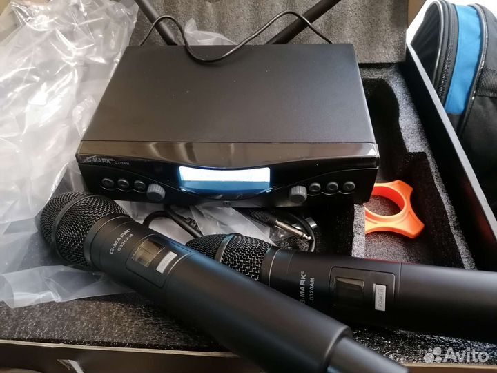 Радиомикрофоны G-Mark с переключением частот