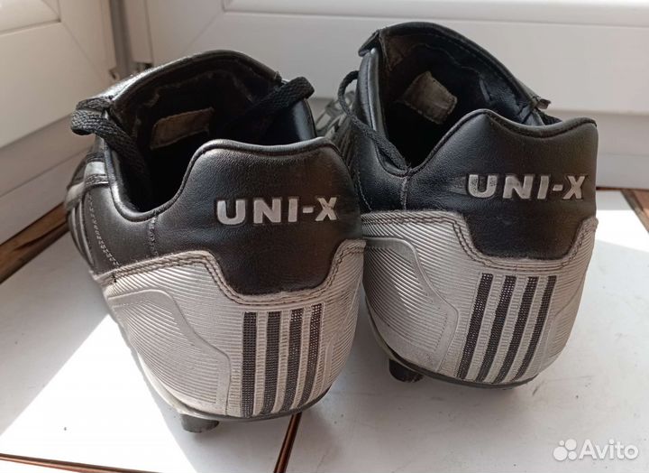 Футбольные бутсы UNI-Х