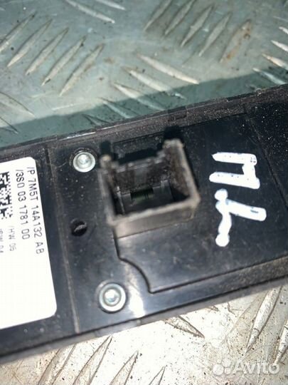 Блок управления стеклоподъемниками Ford Focus 2