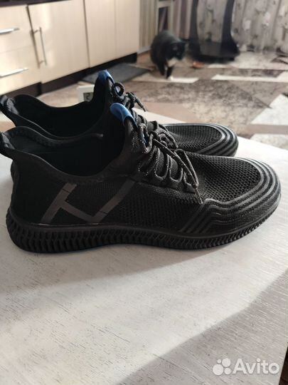 Кроссовки мужские