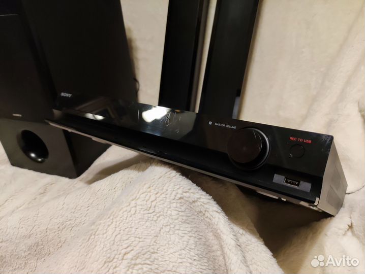 Домашний кинотеатр Sony DAV-TZ710 5.1