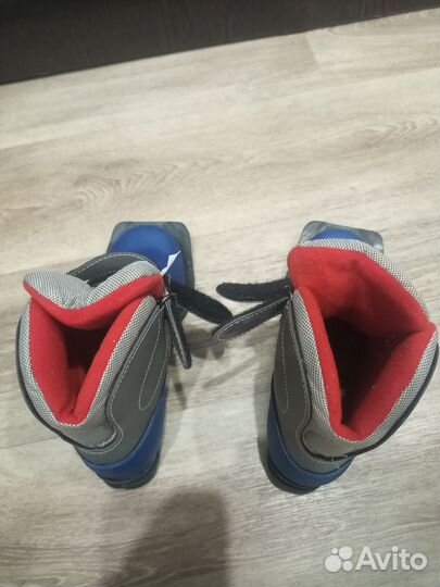 Лыжные ботинки 32 размер