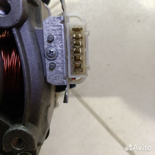 Двигатель стиральной машины Ariston