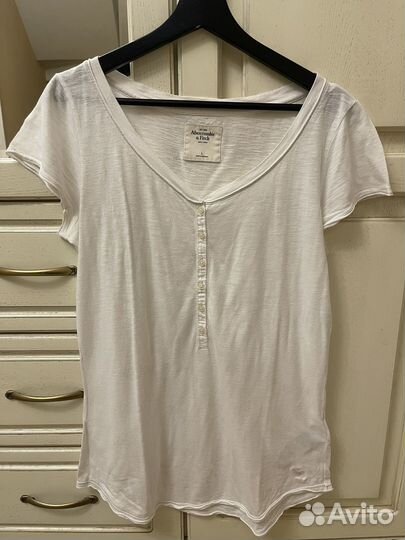 Футболка Abercrombie & Fitch