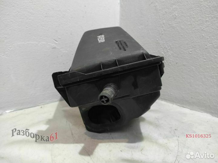 Корпус воздушного фильтра skoda octavia A4 1.9 TDI