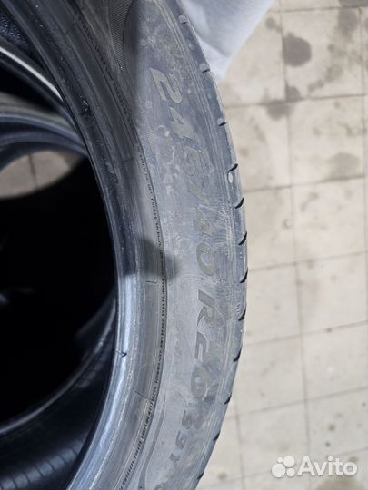 Pirelli P Zero 245/40 R20 и 275/35 R20 102Y