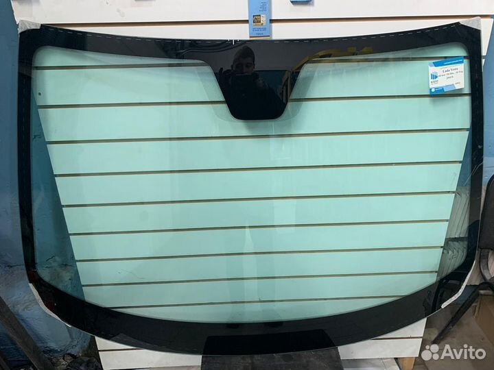 Лобовое стекло Лада Веста