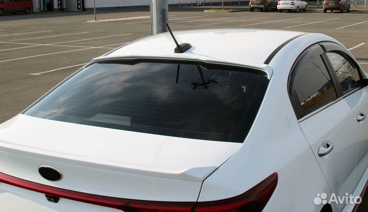 Козырёк Kia Rio 4 (2017+) AR