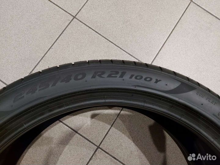 Pirelli P Zero 245/40 R21 100Y